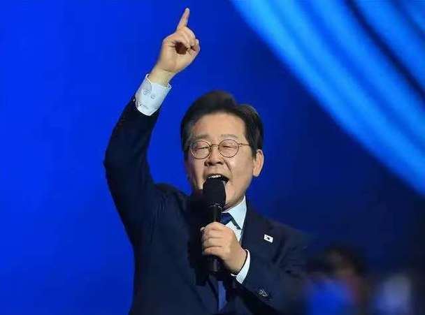 2025澳门天天开好彩大全开奖结果是多少和李在明选定总理人选与李在明选总统