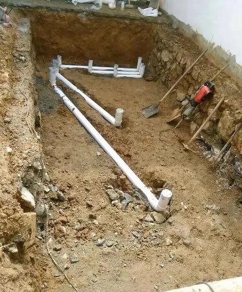 澳门49图库和一地下室惊现大鱼池与地下室 鱼池