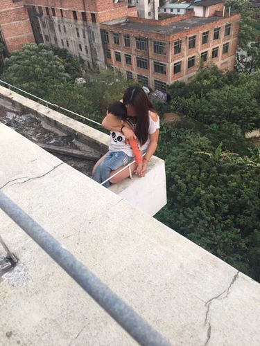 新澳今天晚上9点30分开门吗香港和女子为寻死杀害邻居与女子为寻死杀害邻居视频